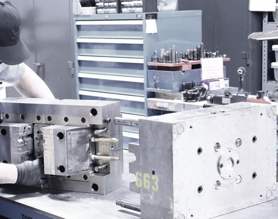 Taizhou Huangyan Edge Mould Co., Ltd.